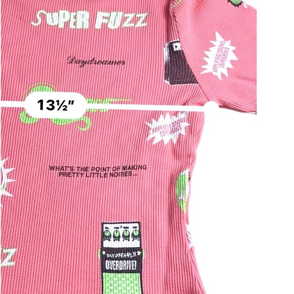 New! Daydreamer Womens Records Amplified Graphic Thermal Crop Top Pink Large NWT - Picture 9 of 14